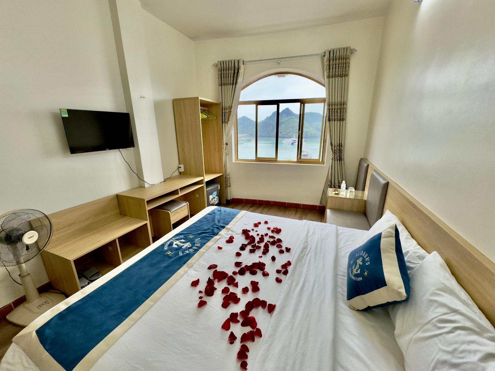 Cat Ba Plaza Hotel Dong Khe Sau Dış mekan fotoğraf